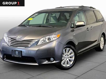 Used 2017 Toyota Sienna XLE w/ XLE Navigation Package