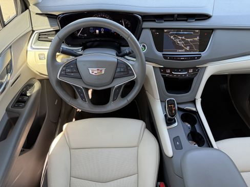 Used 2019 Cadillac XT5 Luxury image 15