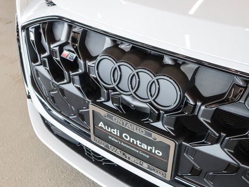 New 2025 Audi SQ5 Prestige image 29