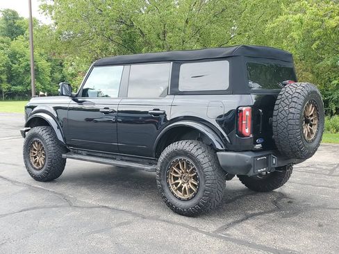 Used 2024 Ford Bronco Outer Banks AWD/4WD image 5