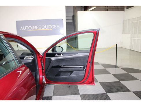 Used 2022 Kia K5 GT-Line image 25