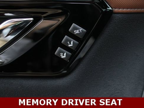 Used 2025 Subaru Forester Touring w/ Popular Package - Touring image 16