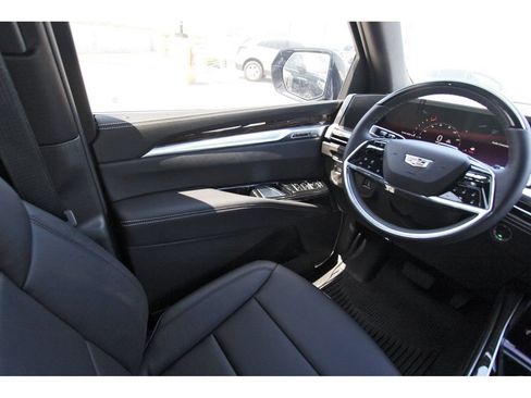 New 2026 Cadillac Escalade ESV 2WD image 8