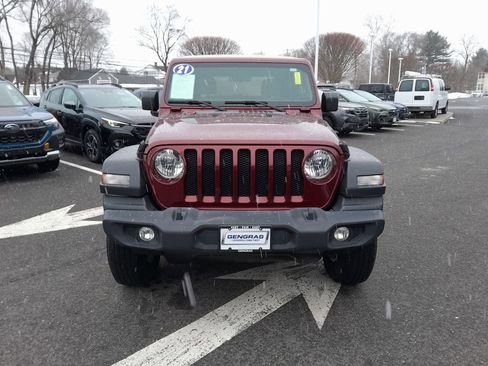 Used 2021 Jeep Wrangler Sport S image 2