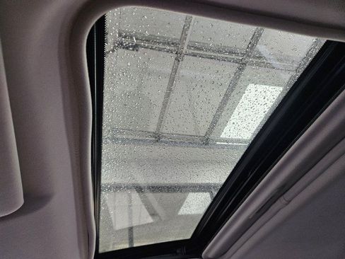 Used 2018 Mitsubishi Outlander LE FWD image 23