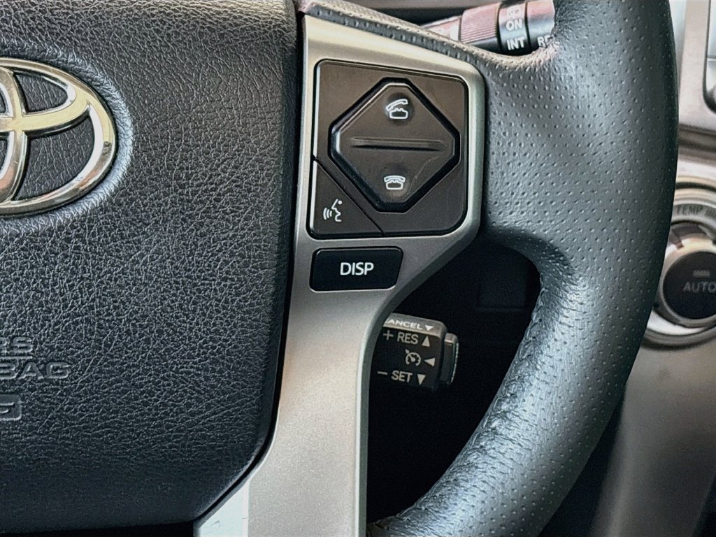 Used 2015 Toyota 4Runner Limited AWD/4WD image 12