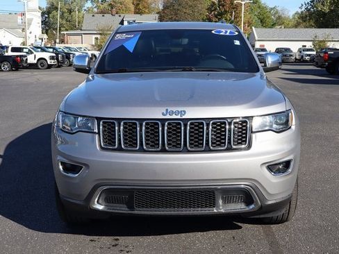 Used 2021 Jeep Grand Cherokee Limited image 12