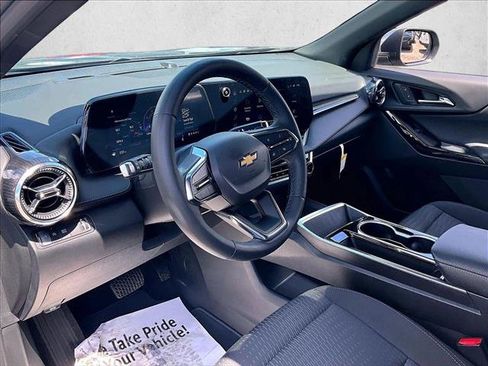 Certified 2025 Chevrolet Equinox LT w/ Safety and Technology Package FWD image 14