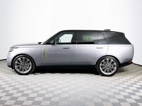 New 2025 Land Rover Range Rover Long Wheelbase SE image 8