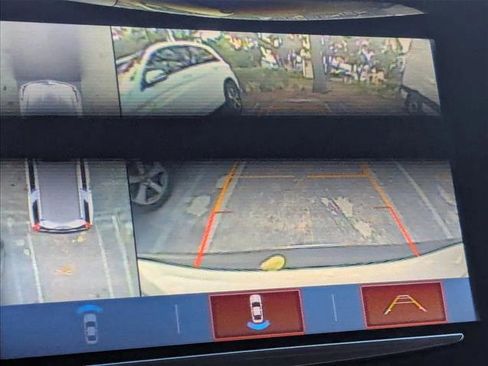 Used 2018 Cadillac Escalade image 14