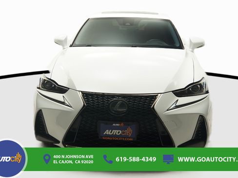 Used 2019 Lexus IS 300 F Sport w/ F Sport Package RWD image 4