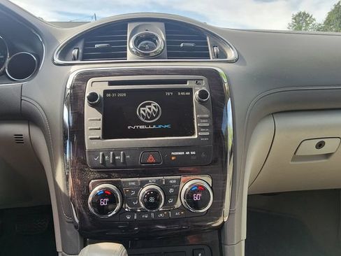 Used 2017 Buick Enclave Leather FWD image 36