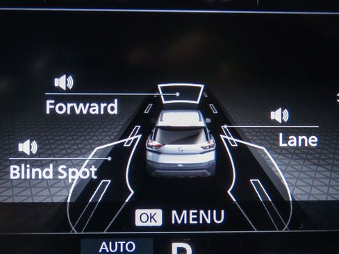 Certified 2023 Nissan Rogue SV image 23