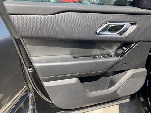 Used 2021 Land Rover Range Rover Velar S image 11