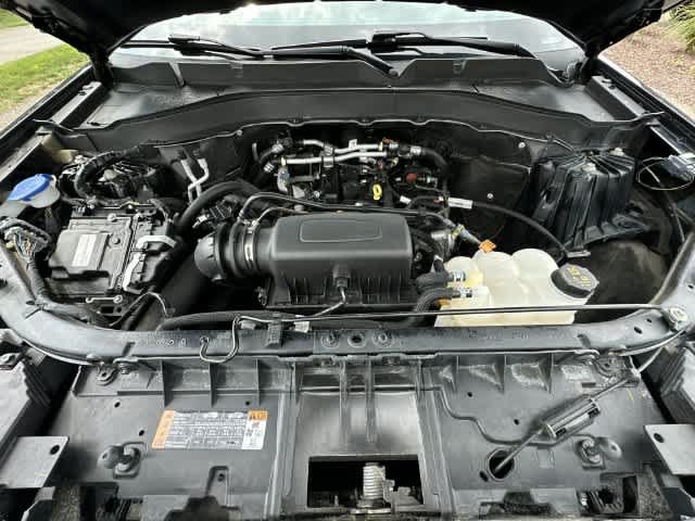 Used 2023 Ford Explorer XLT w/ Equipment Group 202A AWD/4WD image 27
