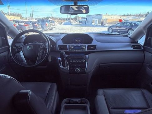 Used 2012 Honda Odyssey Touring image 17