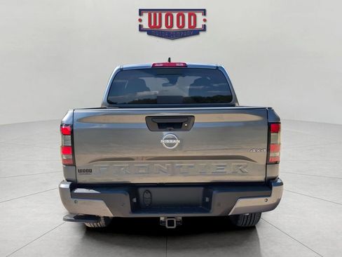 New 2026 Nissan Frontier SV w/ Tow Package AWD/4WD image 3