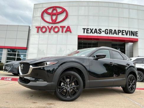 Used 2025 MAZDA CX-30 AWD 2.5 S w/ Select Sport Pkg image 2