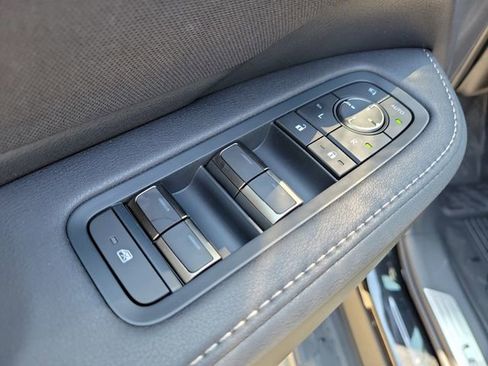 New 2026 Lexus TX 550h AWD Plug-In Hybrid image 20