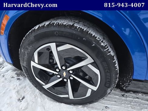 Used 2024 Chevrolet Equinox EV LT image 43