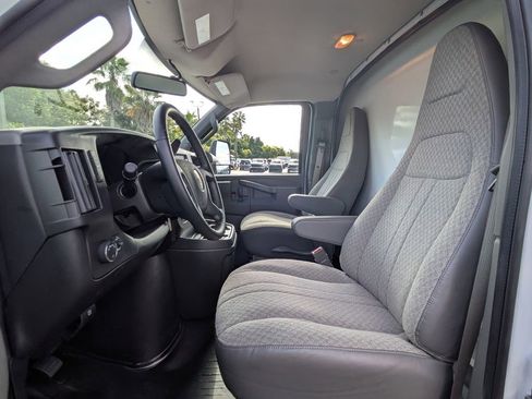 Used 2023 Chevrolet Express 3500 w/ Power Convenience Package image 14