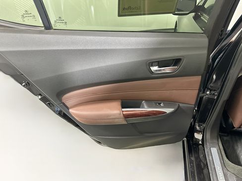 Used 2016 Acura TLX V6 image 25