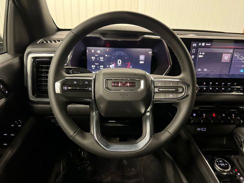 New 2026 GMC Canyon Elevation w/ Convenience Package image 17