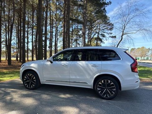 New 2026 Volvo XC90 B6 Plus w/ Protection Package Premier image 8