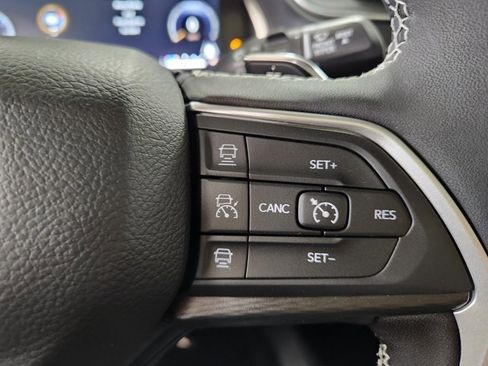 New 2025 Jeep Grand Cherokee L Laredo w/ Luxury Tech Group I image 21