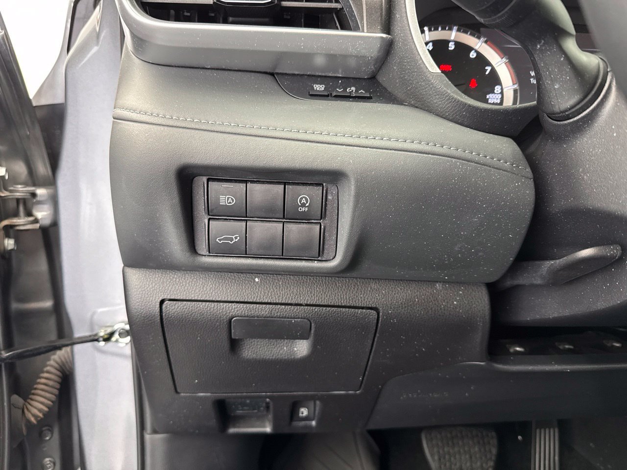 Used 2025 Toyota Highlander XLE AWD/4WD image 36
