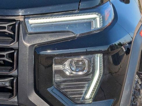 Used 2023 GMC Canyon AT4X AWD/4WD image 10