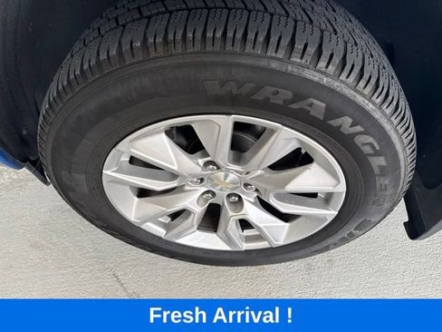 Used 2022 Chevrolet Silverado 1500 Custom w/ LPO, Dark Essentials Package RWD image 20