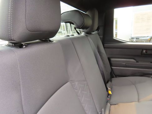 Used 2025 Toyota Tacoma SR5 image 34