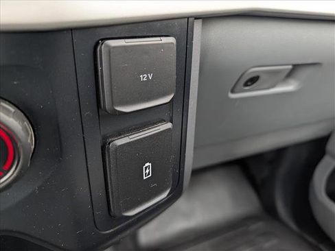 Used 2022 Ford F150 XLT image 25