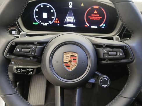 Certified 2026 Porsche Cayenne AWD/4WD image 44
