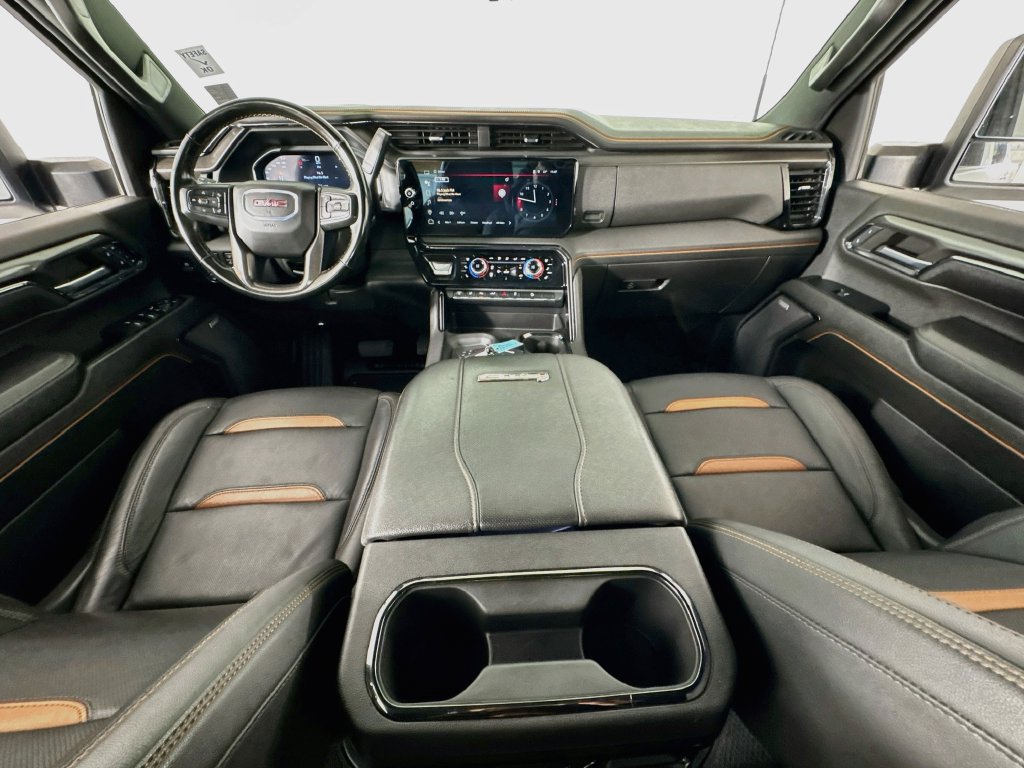 Used 2024 GMC Sierra 2500 AT4 w/ Technology Package AWD/4WD image 35