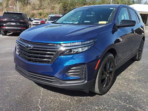 Used 2023 Chevrolet Equinox LS w/ LS Convenience Package image 12
