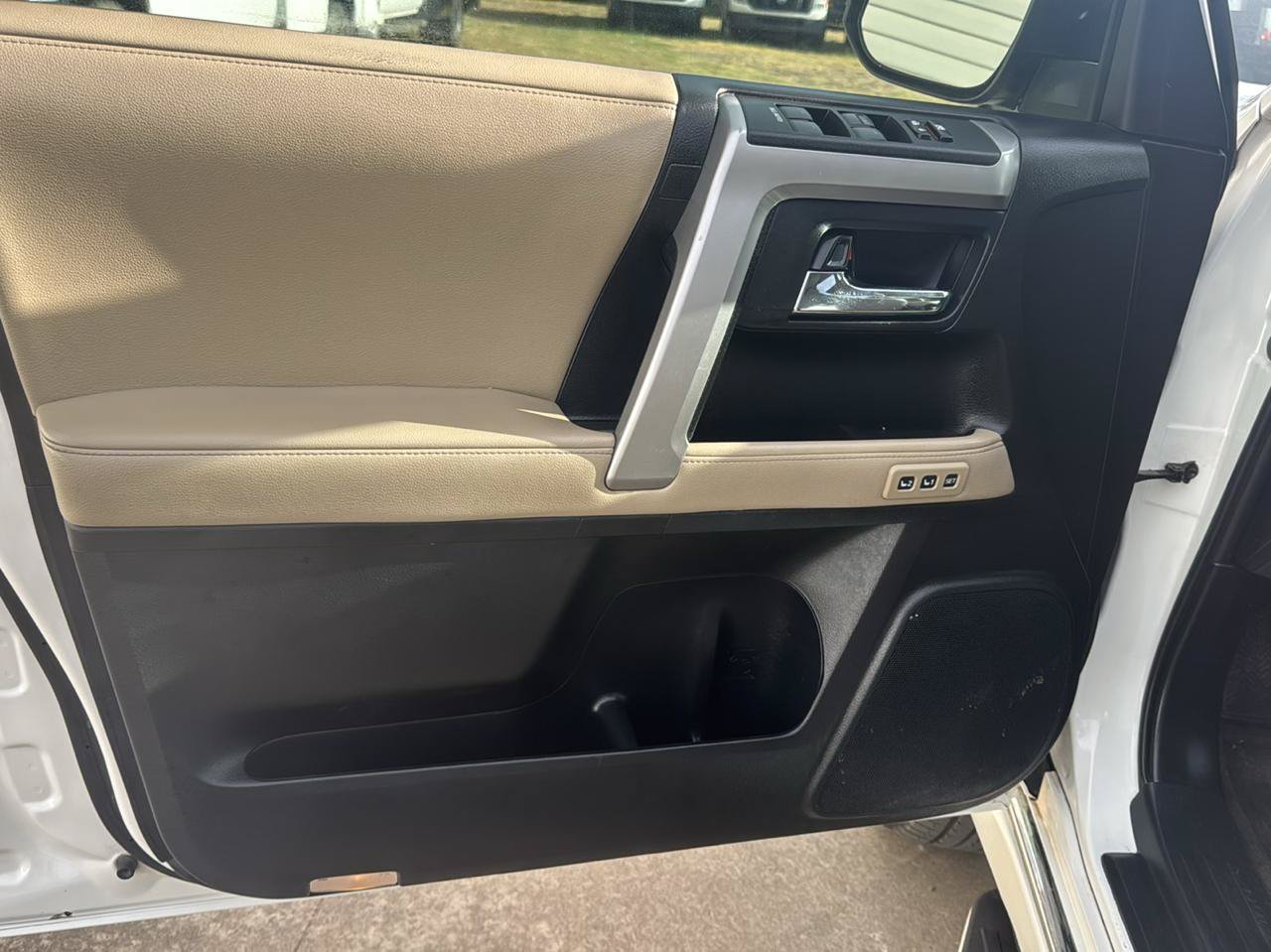 Used 2018 Toyota 4Runner Limited RWD image 9