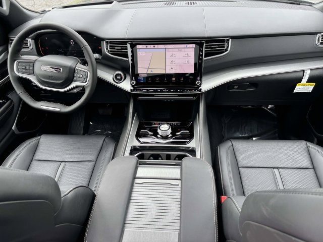 New 2026 Jeep Grand Wagoneer Limited AWD/4WD image 2