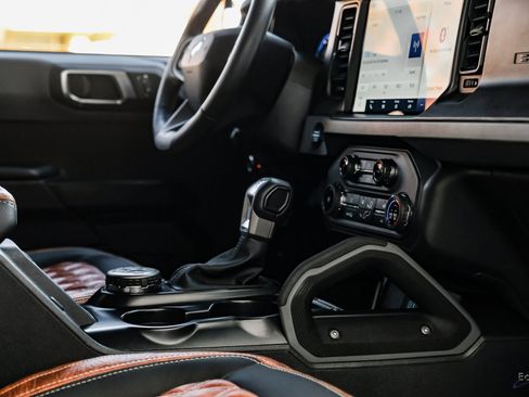 Used 2024 Ford Bronco Big Bend image 50