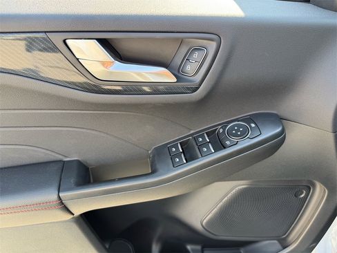 New 2025 Ford Escape ST-Line w/ Equipment Group 301A image 8