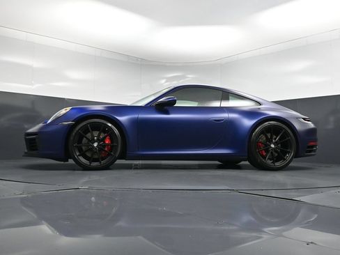Certified 2020 Porsche 911 Carrera 4S AWD/4WD image 23
