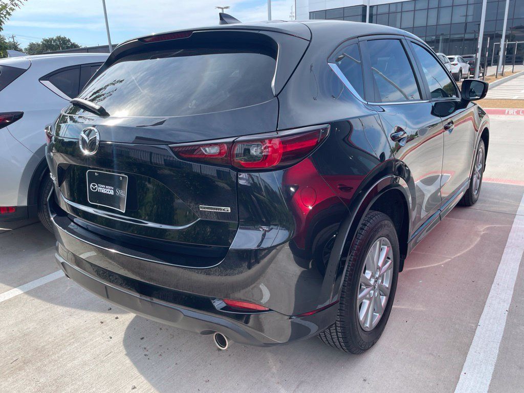 Used 2024 MAZDA CX-5 AWD 2.5 S w/ Select Package image 3
