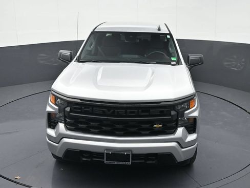 Used 2022 Chevrolet Silverado 1500 Custom AWD/4WD image 24