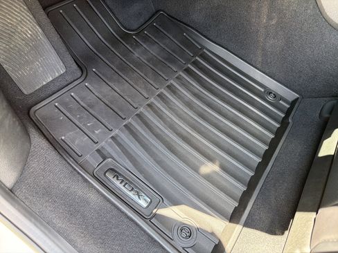 Certified 2026 Acura MDX FWD w/ Technology Package image 17