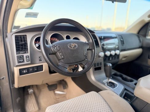 Used 2010 Toyota Tundra Grade image 5