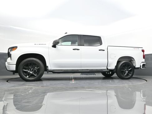 Used 2023 Chevrolet Silverado 1500 Custom w/ Rally Edition image 40