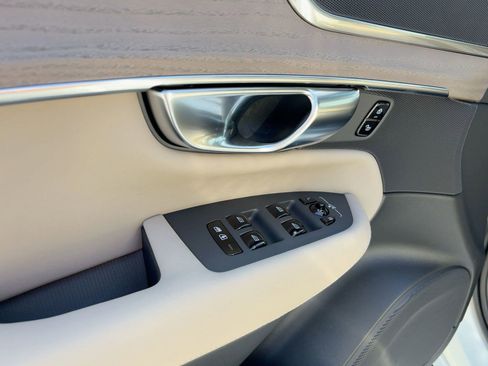 New 2026 Volvo XC90 B5 Plus w/ Protection Package image 12