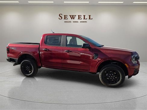 New 2025 Ford Ranger XLT w/ Black Appearance Package image 5