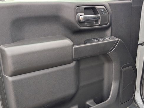 Certified 2024 Chevrolet Silverado 2500 Custom w/ Custom Value Package image 15